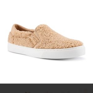 Nine West Slip on Sneakers size 8